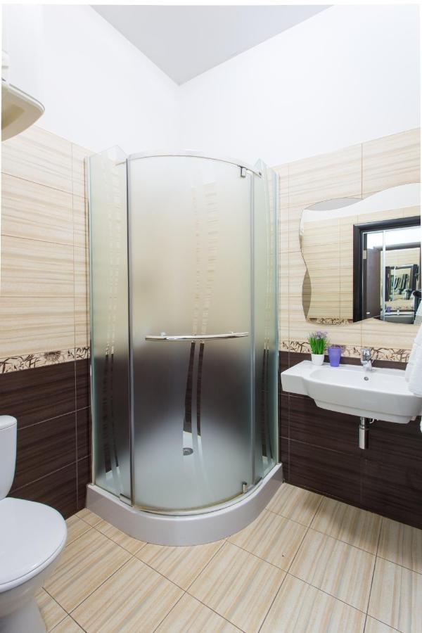 Hotel Voyage Kharkiv Eksteriør billede