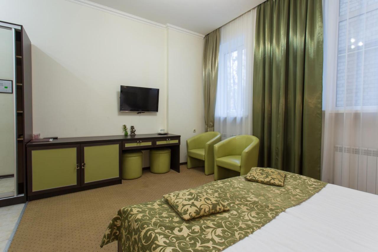 Hotel Voyage Kharkiv Eksteriør billede