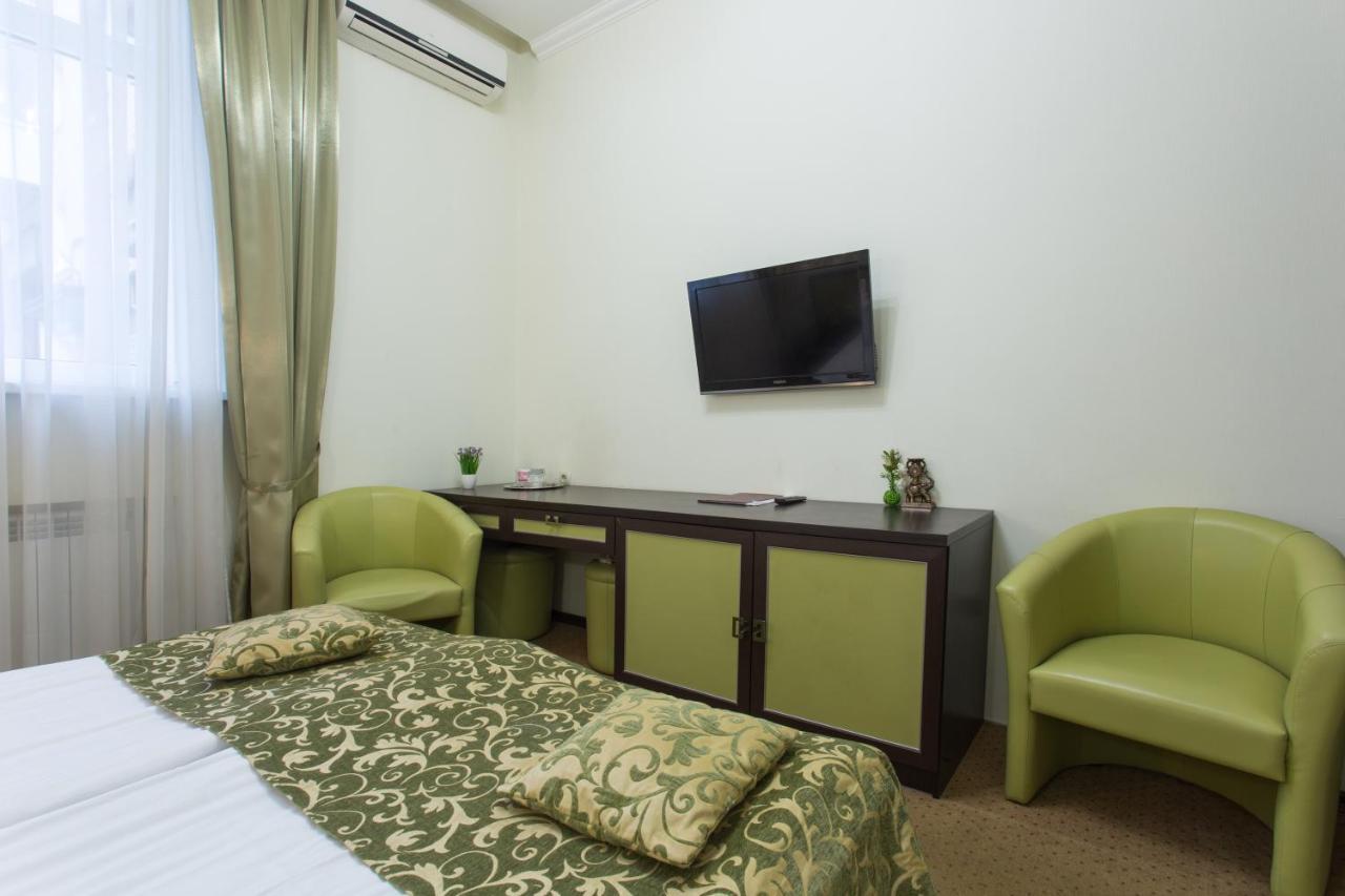 Hotel Voyage Kharkiv Eksteriør billede