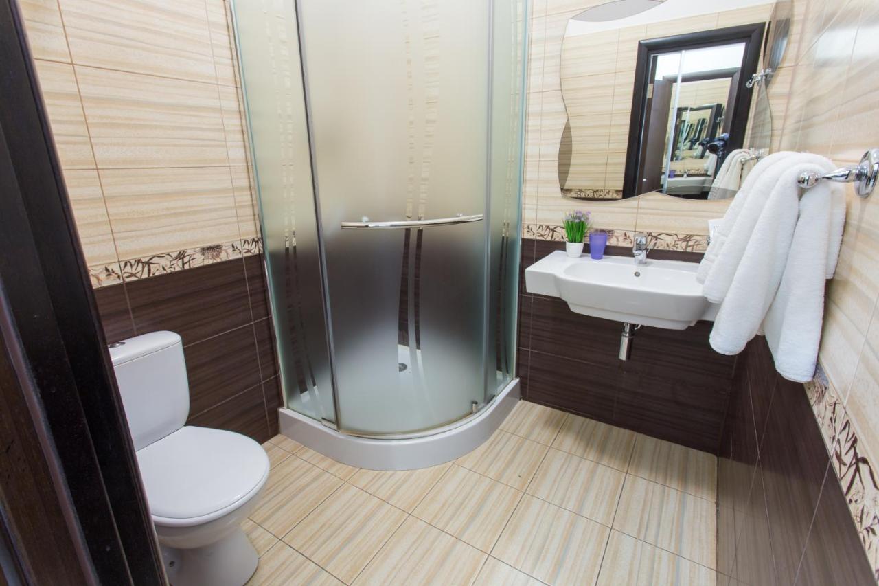 Hotel Voyage Kharkiv Eksteriør billede